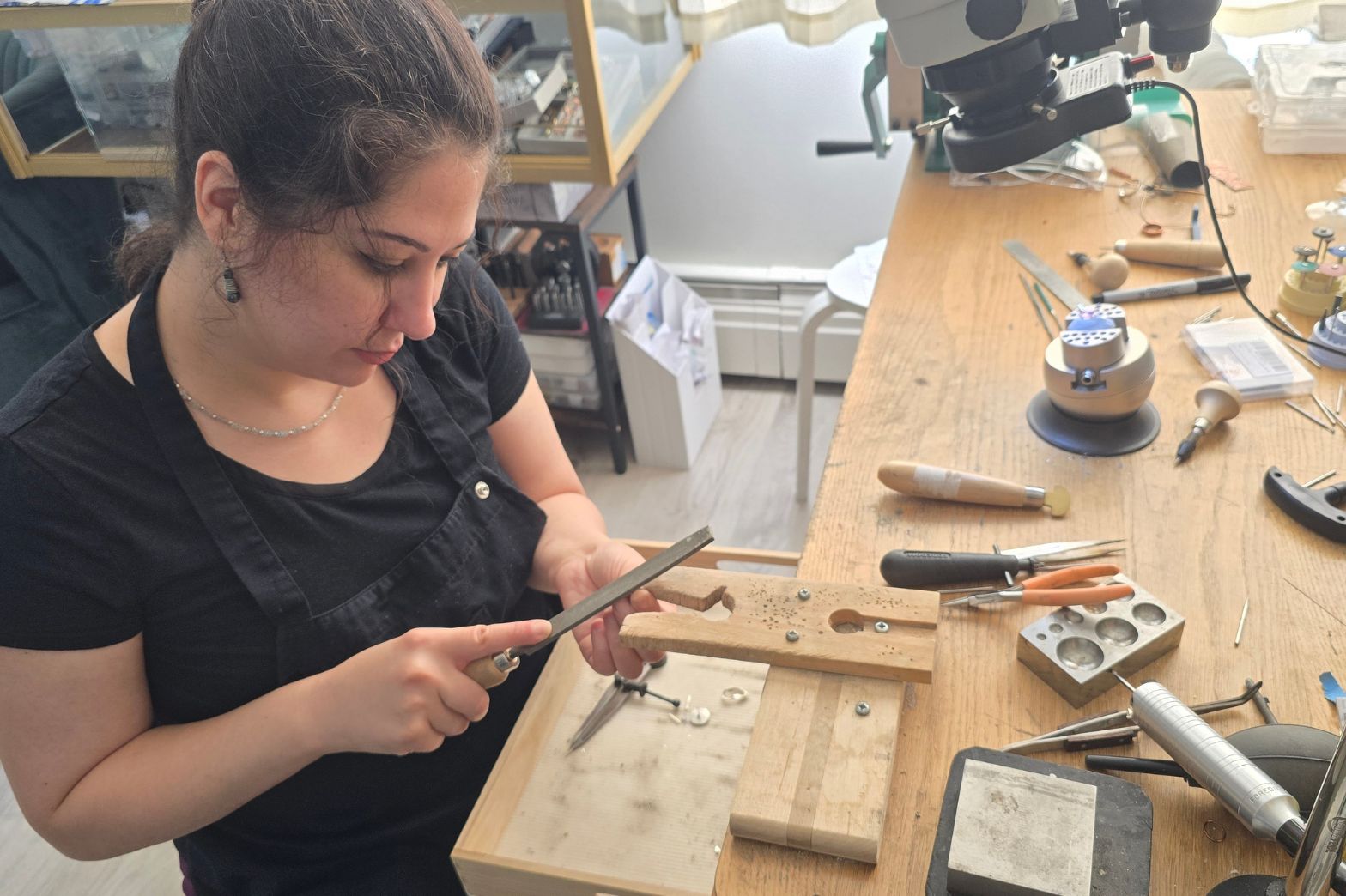 Hedieh is in her studio in North Vancouver, BC.